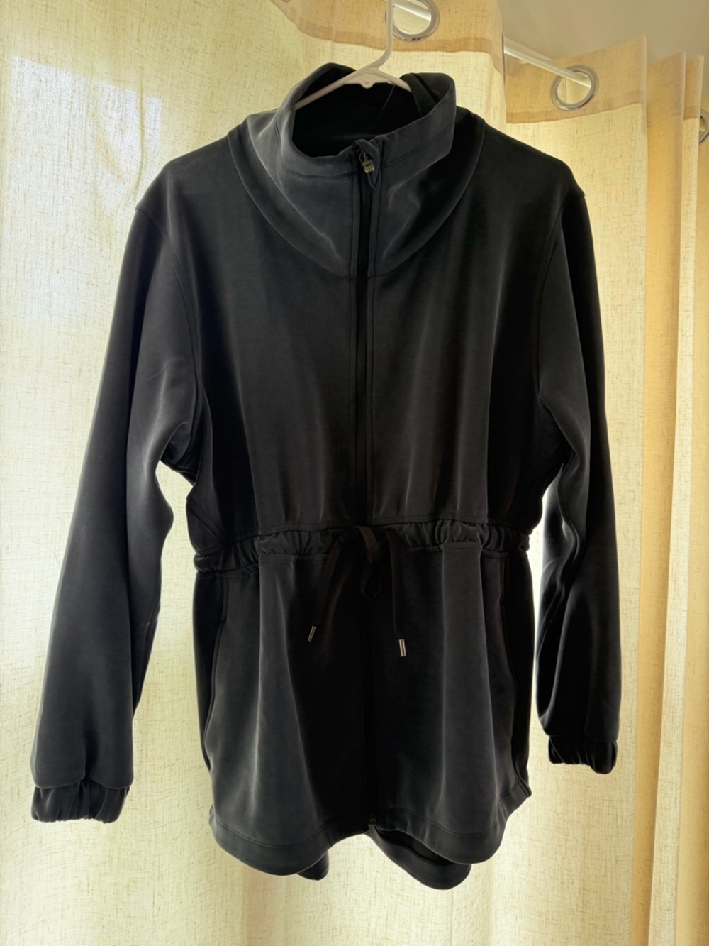 Lululemon Softstreme jacket - Picture 2 of 7